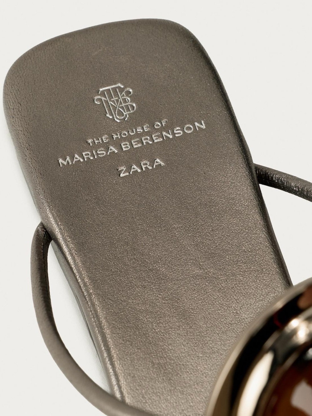 Zara x Marisa berenson flat leather sandals - Picture 6 of 9